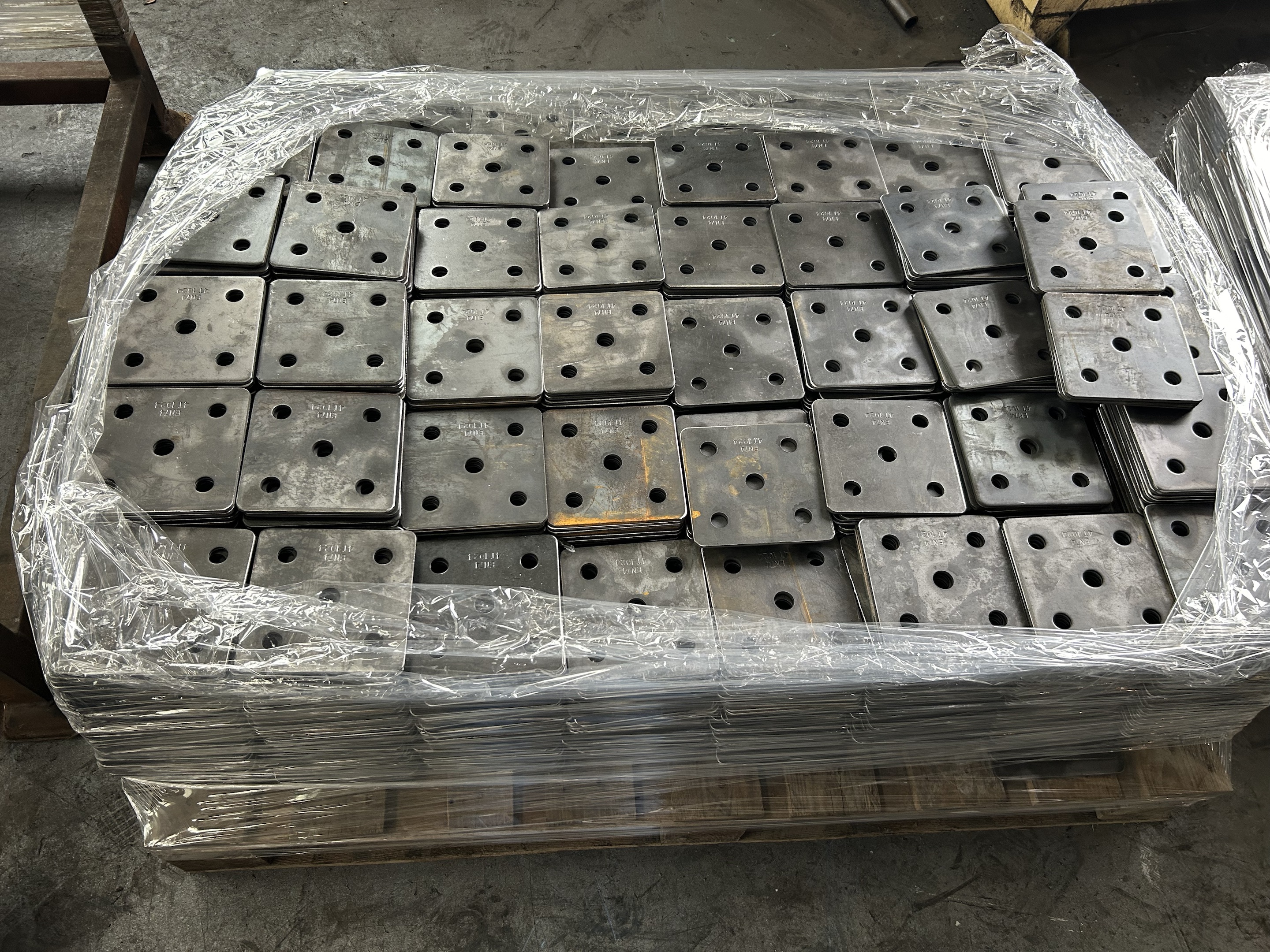 Base plate