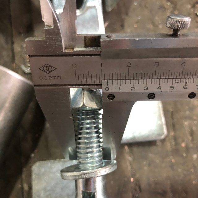 board retaining coupler