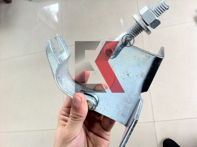 Drop Forged British Standard Board Holding Clip Scaffolding Board Retaining Coupler