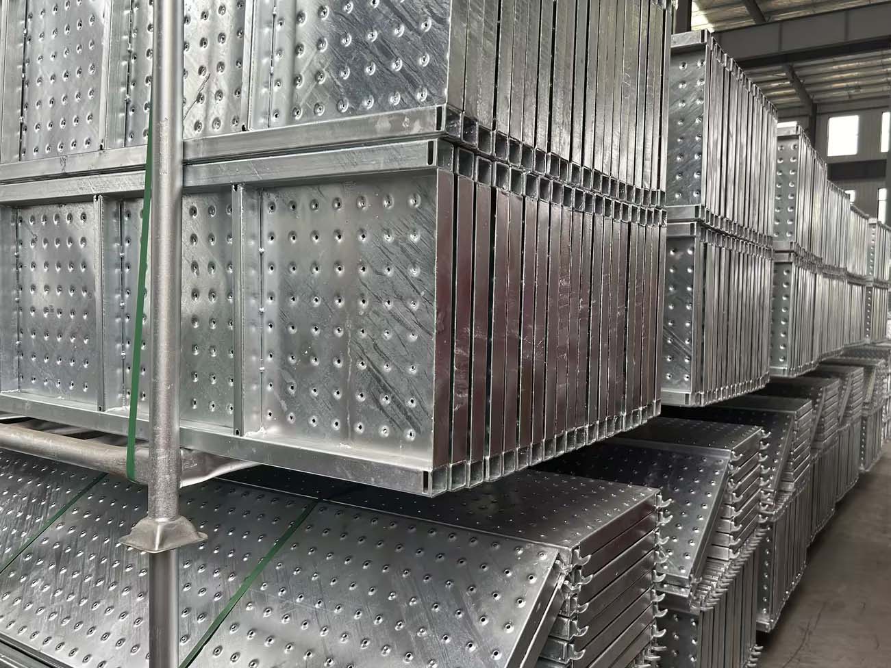 Galvanizing Process of Scaffolding Walk Boards