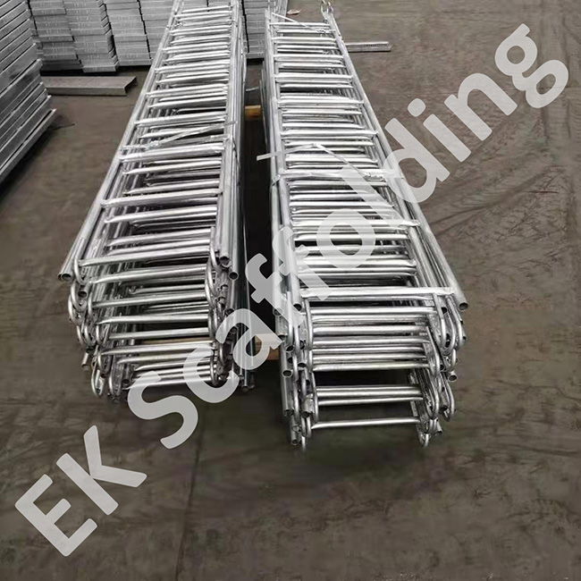 Galvanized Scaffolding Steel Straight Ladder with Welded Hook