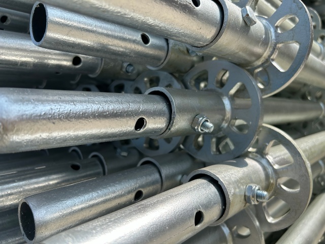 Ringlock scaffolding