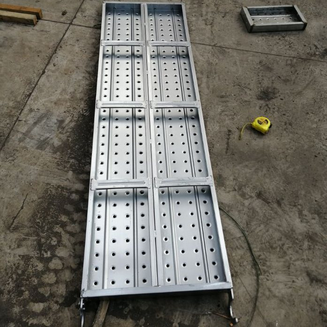BS1139 Galvanized Steel Scaffolding Hook Walk Planks