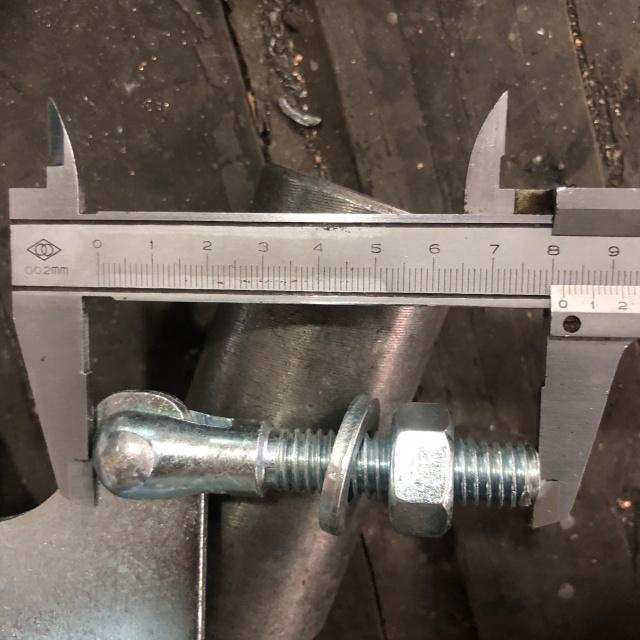 board retaining coupler