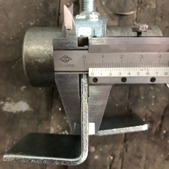 board retaining coupler