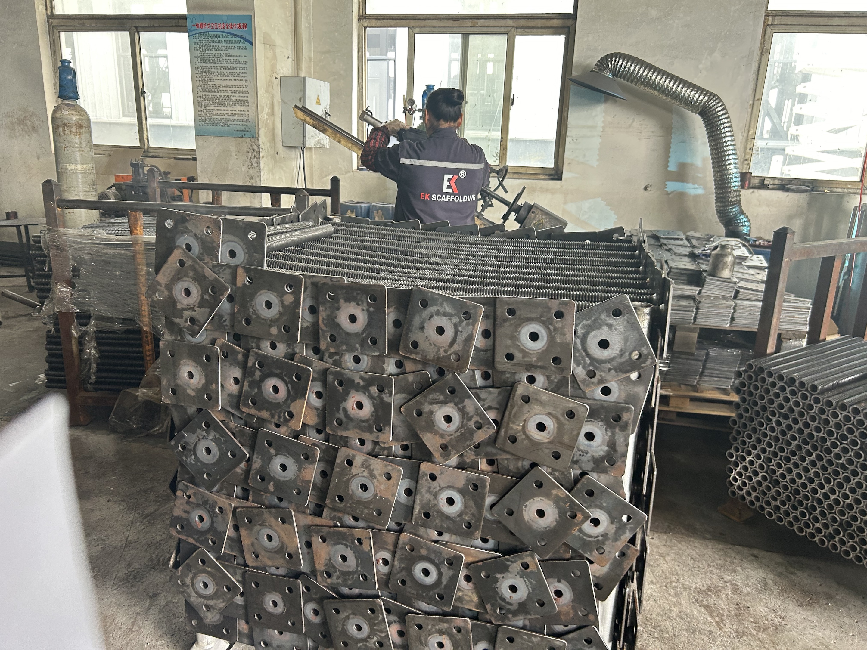 Base Jack welding