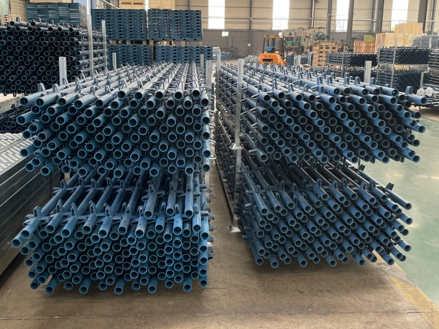 kwikstage scaffolding standard