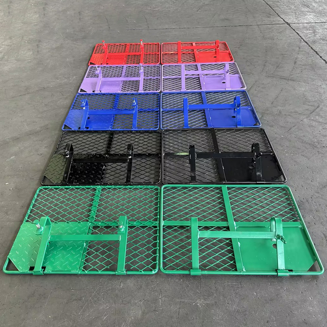Scaffolding Trap Door with Various Colors