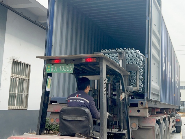 delivery of ringlock scaffolding system