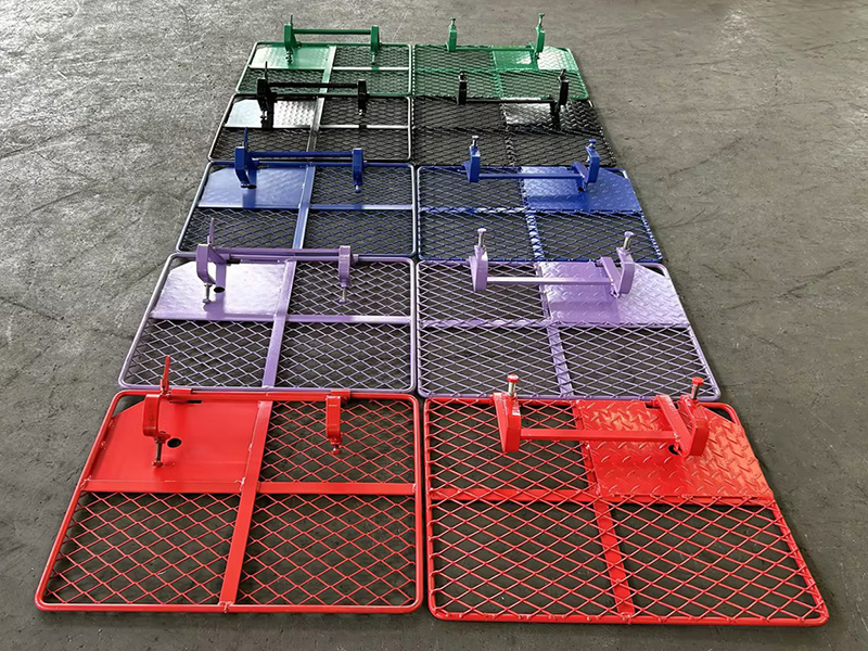 Colored Scaffolding Trap Door