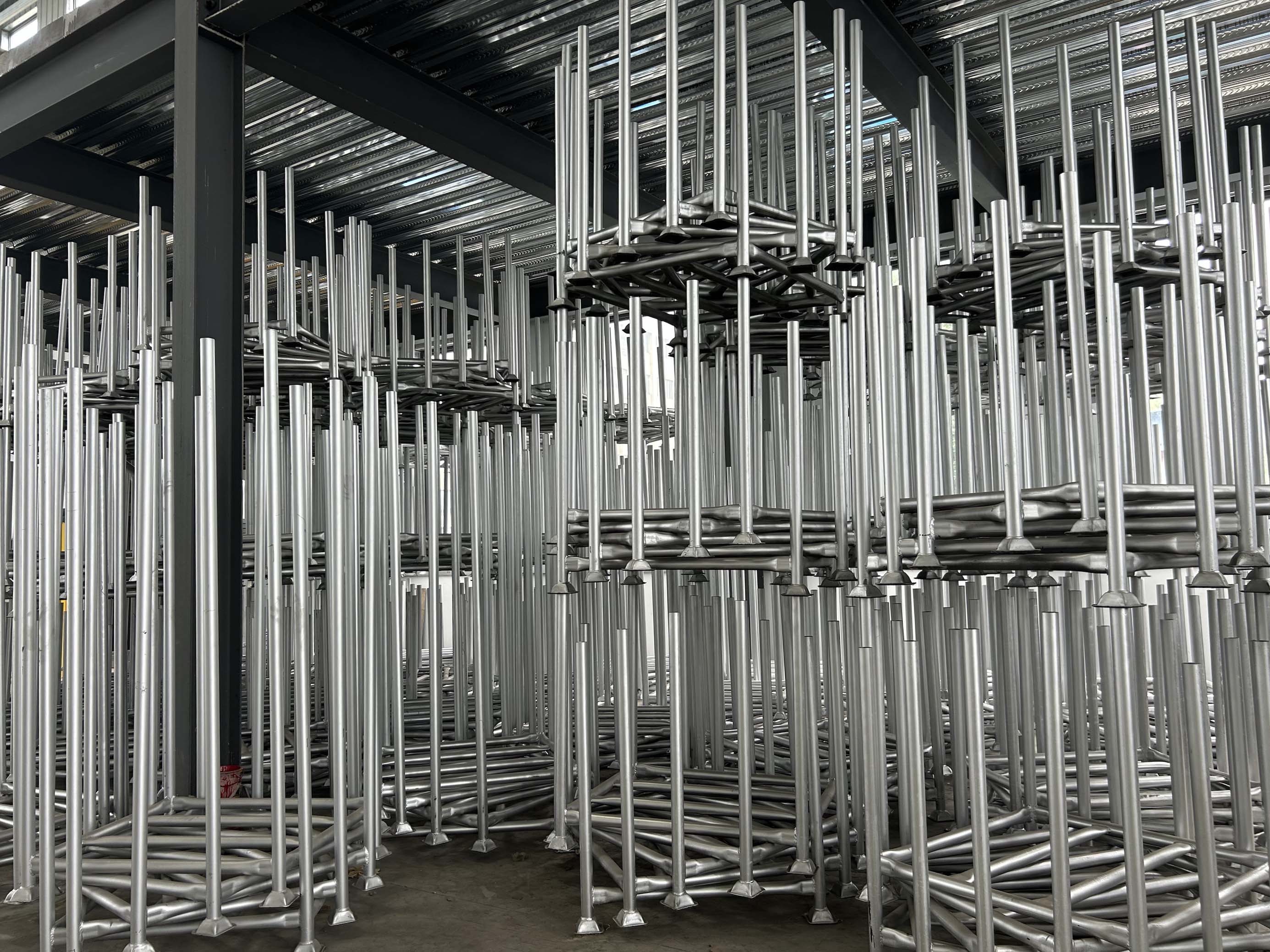 Painted Galvanized Steel Pallet 02