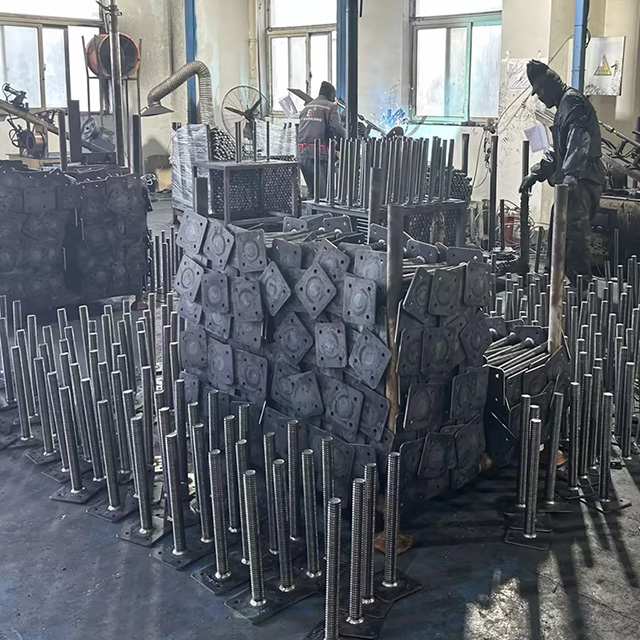 solid adjuatable base jack