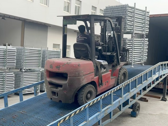delivery of ringlock scaffolding system