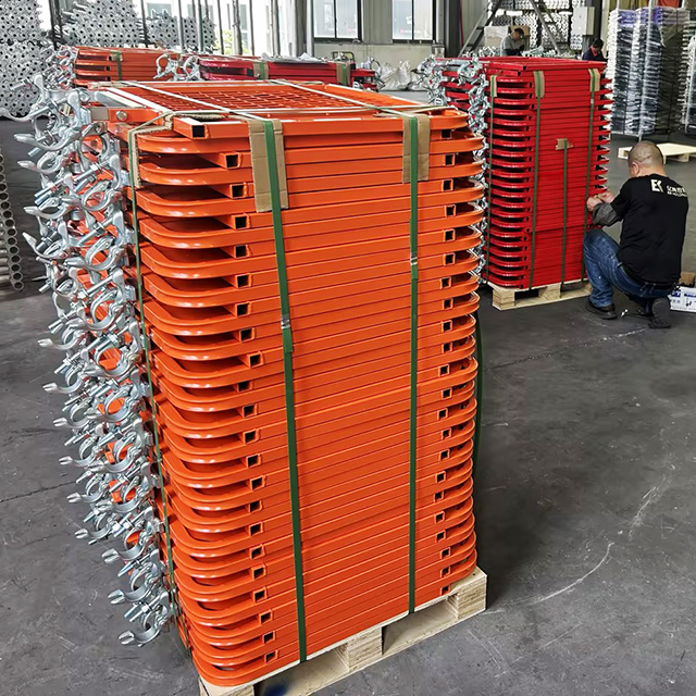 Scaffolding Gate Packing