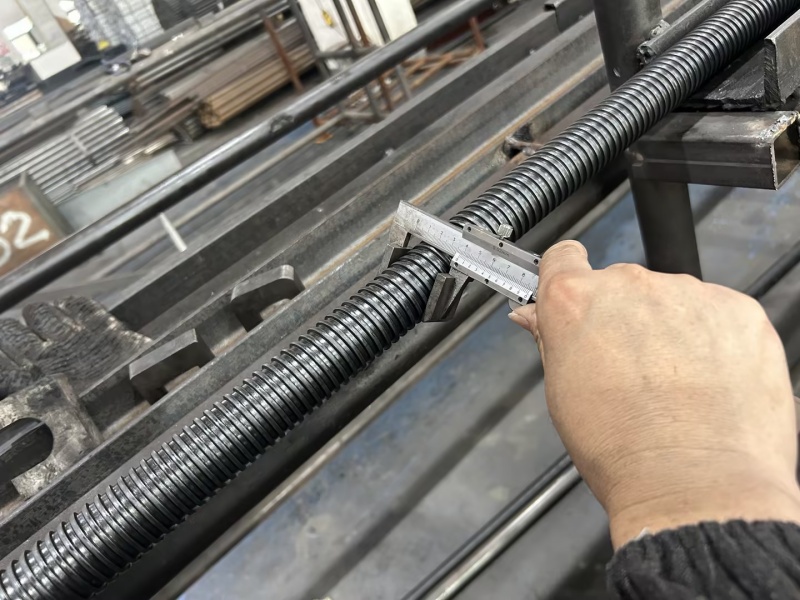 Precision Cold-Rolled Threading
